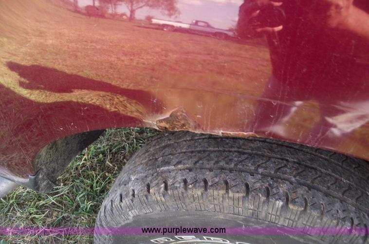 image for item C5568 1997 Ford Expedition XLT SUV