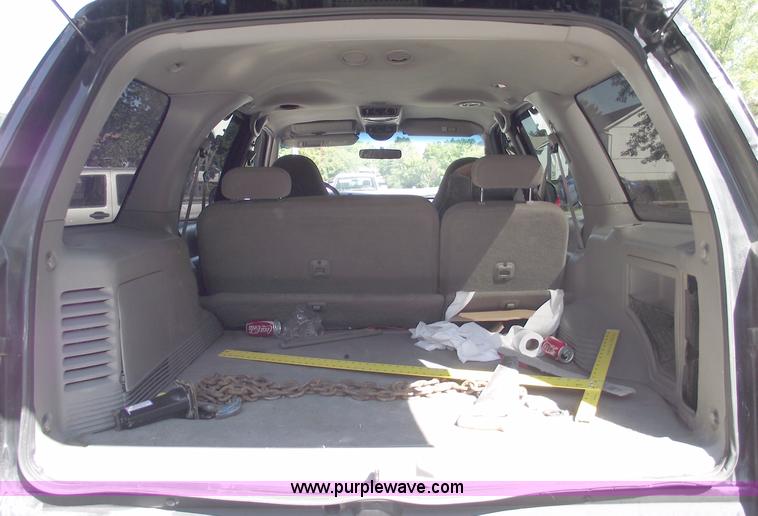 image for item C5579 1997 Ford Expedition XLT SUV