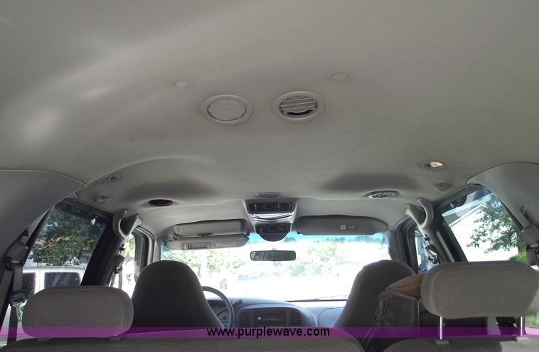 image for item C5579 1997 Ford Expedition XLT SUV