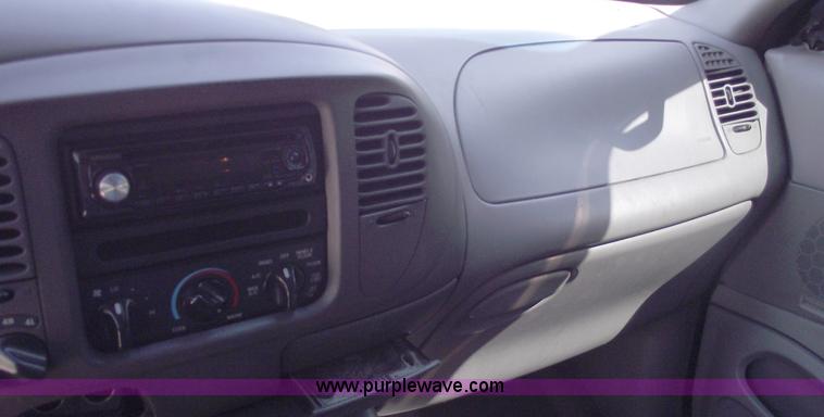 image for item C5579 1997 Ford Expedition XLT SUV