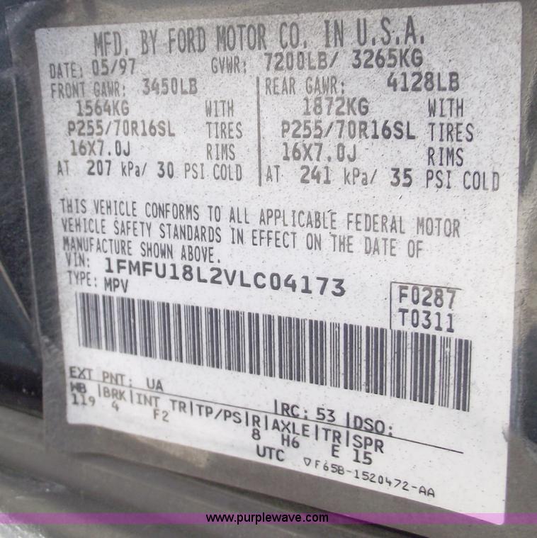 image for item C5579 1997 Ford Expedition XLT SUV