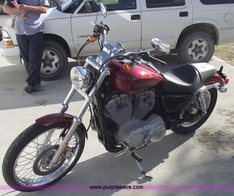 image for item C5622 2009 Harley Davidson XL 883 Custom