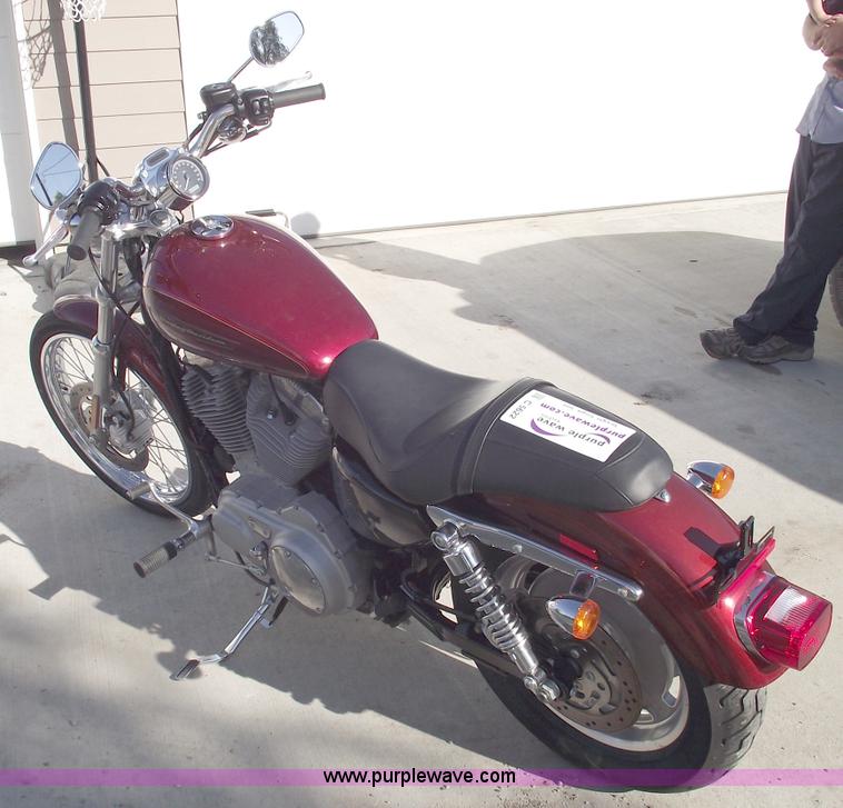 image for item C5622 2009 Harley Davidson XL 883 Custom