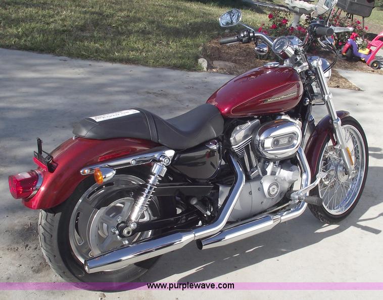 image for item C5622 2009 Harley Davidson XL 883 Custom