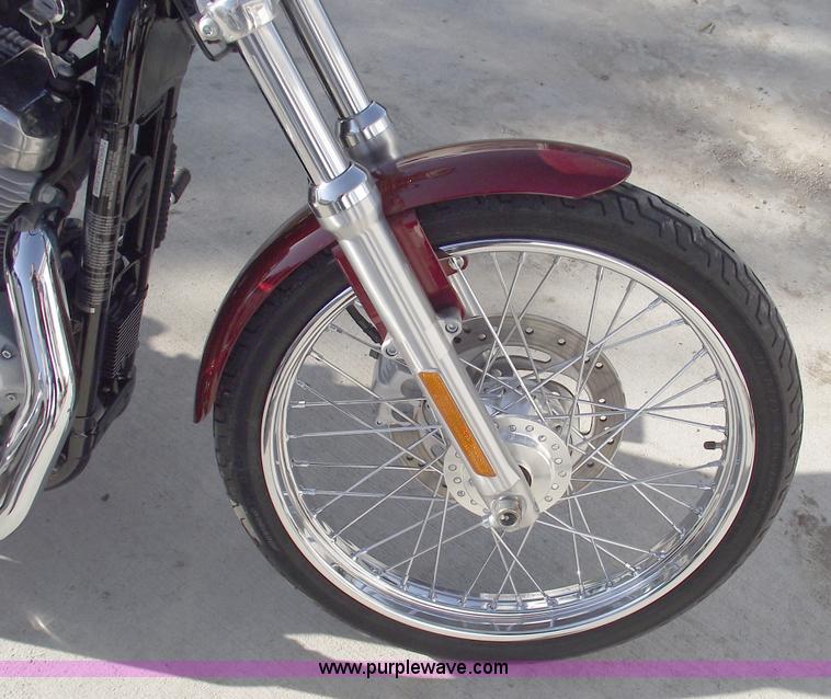 image for item C5622 2009 Harley Davidson XL 883 Custom