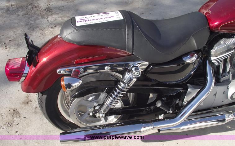 image for item C5622 2009 Harley Davidson XL 883 Custom