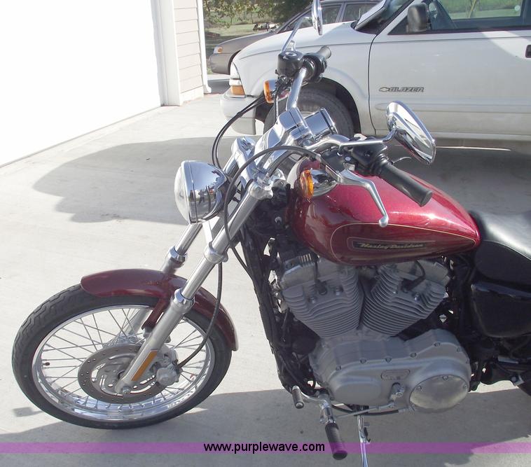 image for item C5622 2009 Harley Davidson XL 883 Custom