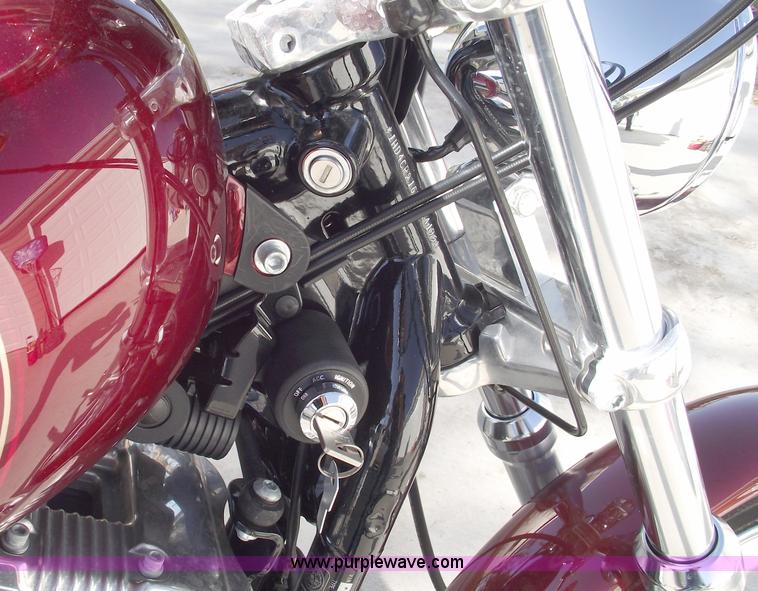 image for item C5622 2009 Harley Davidson XL 883 Custom