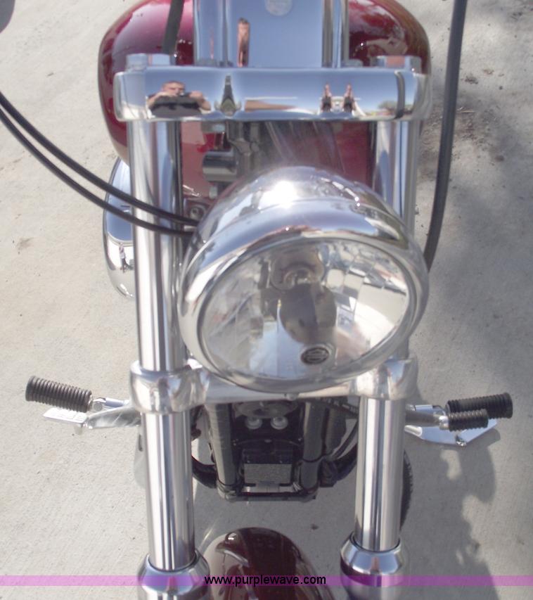 image for item C5622 2009 Harley Davidson XL 883 Custom