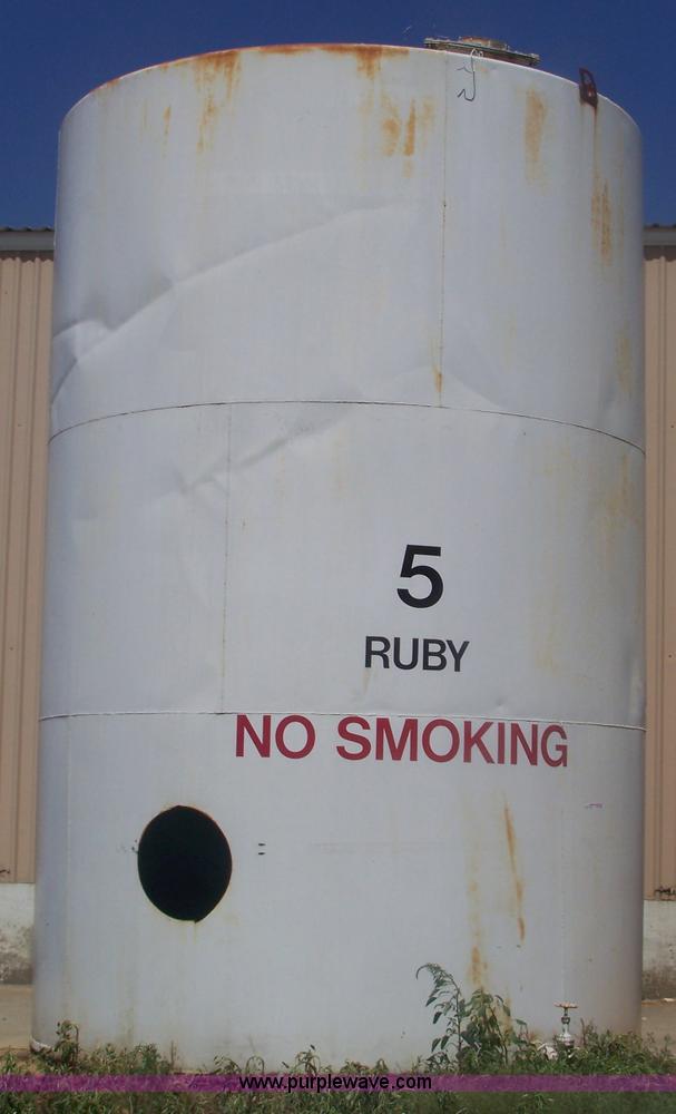 image for item C9387 Above ground steel vertical bulk storage tank