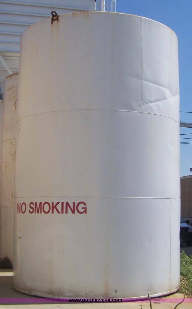 image for item C9387 Above ground steel vertical bulk storage tank