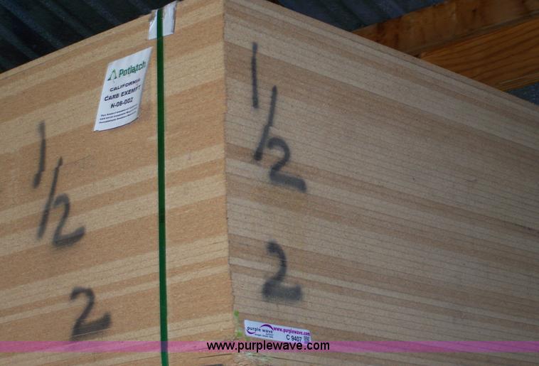 image for item C9407 (50) full sheets of particle board
