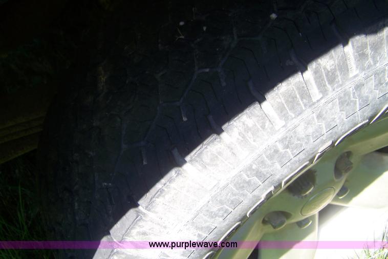 image for item D8503 2003 Dodge Ram 1500 pickup truck