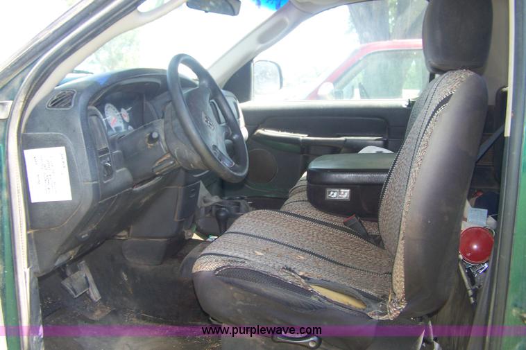 image for item D8503 2003 Dodge Ram 1500 pickup truck