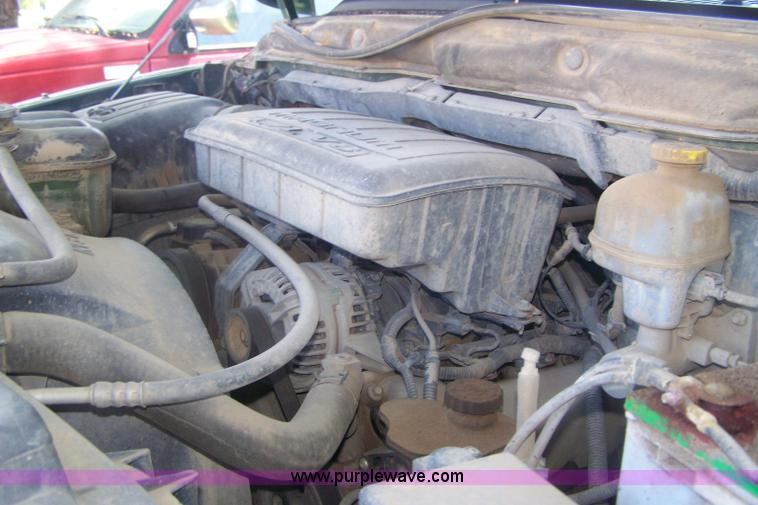 image for item D8503 2003 Dodge Ram 1500 pickup truck