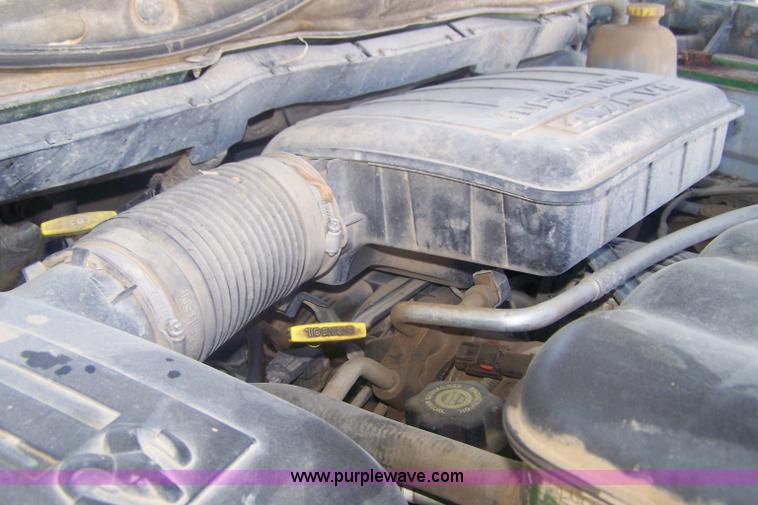 image for item D8503 2003 Dodge Ram 1500 pickup truck