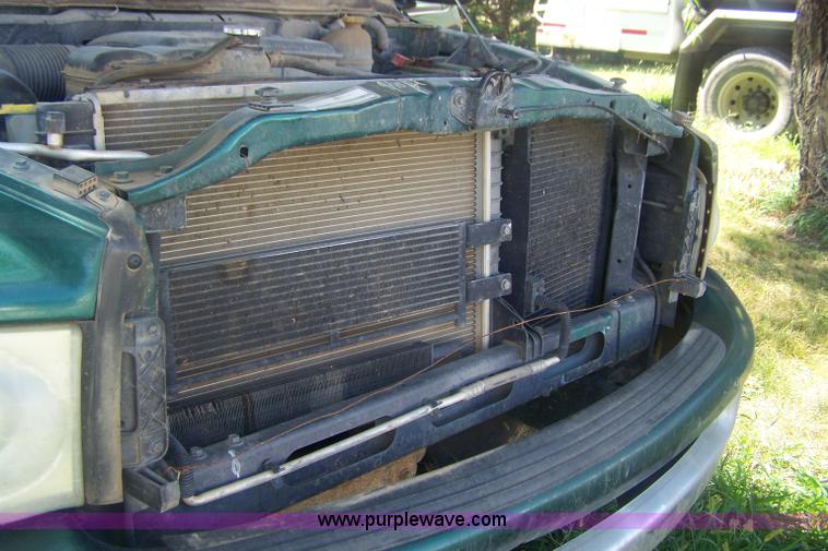 image for item D8503 2003 Dodge Ram 1500 pickup truck