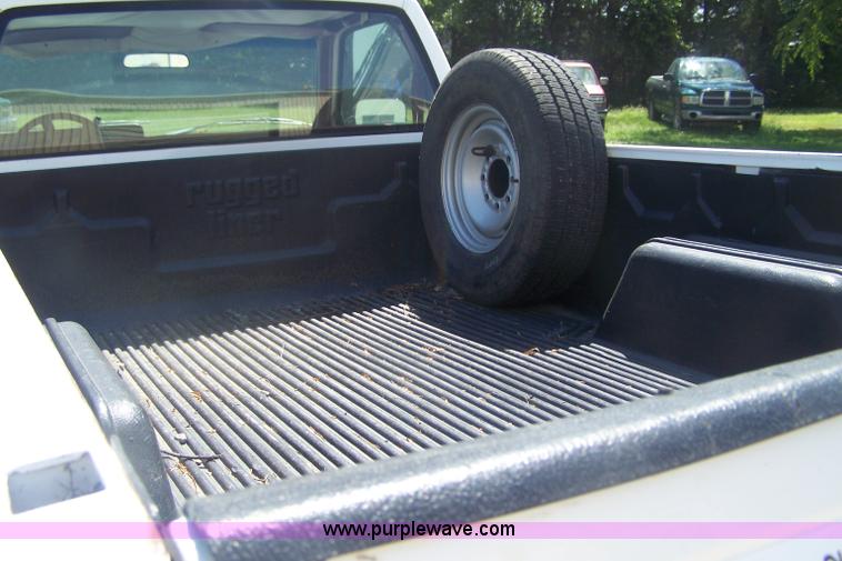 image for item D8512 1991 Chevrolet K2500 pickup truck