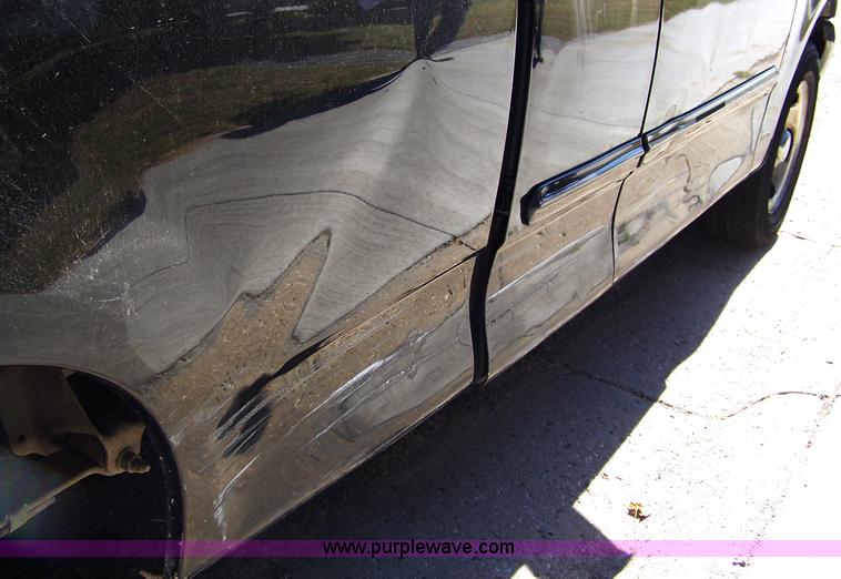 image for item D8528 2000 Ford F150 XLT supercab pickup truck