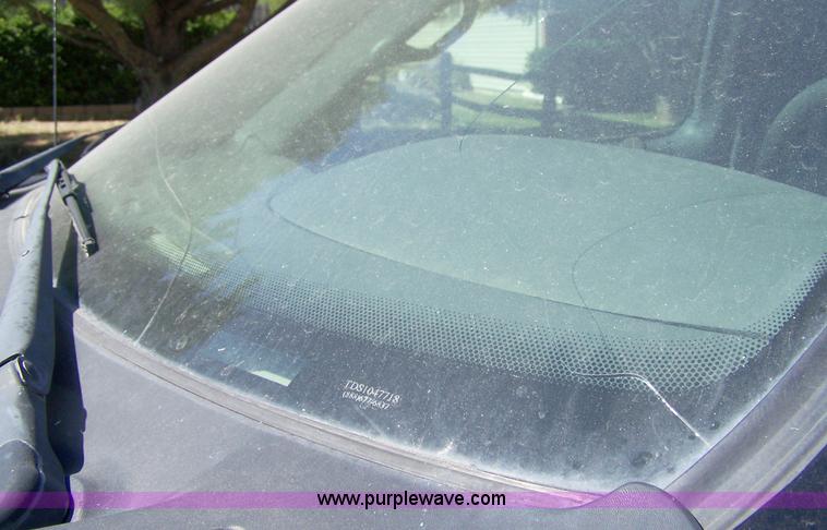 image for item D8528 2000 Ford F150 XLT supercab pickup truck