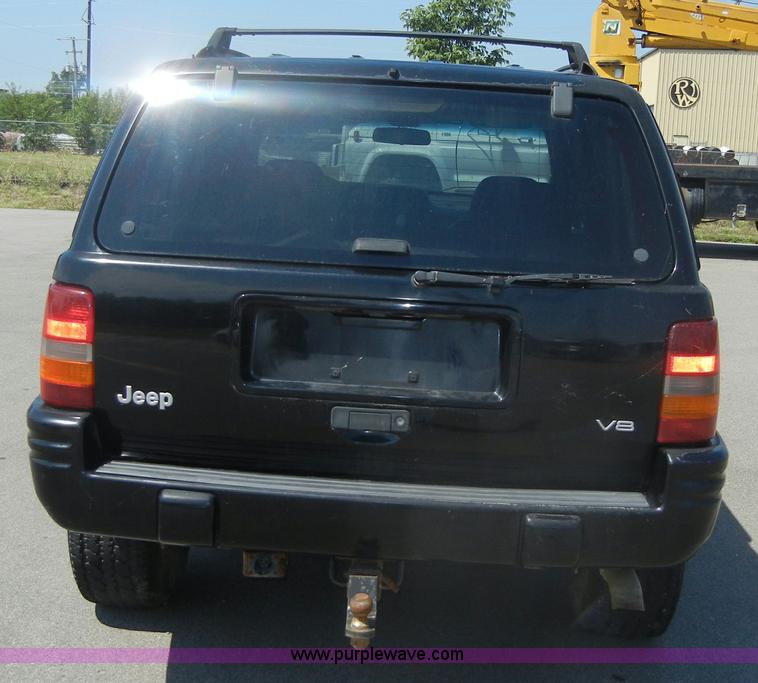 image for item D9683 1998 Jeep Grand Cherokee Laredo SE SUV