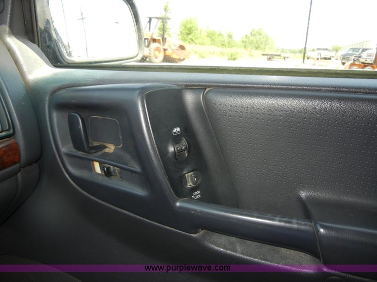 image for item D9683 1998 Jeep Grand Cherokee Laredo SE SUV