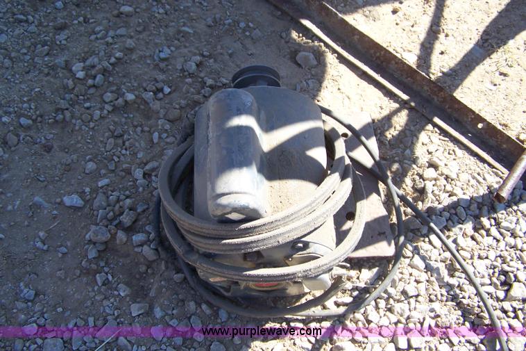 image for item E9310 Cement mixer