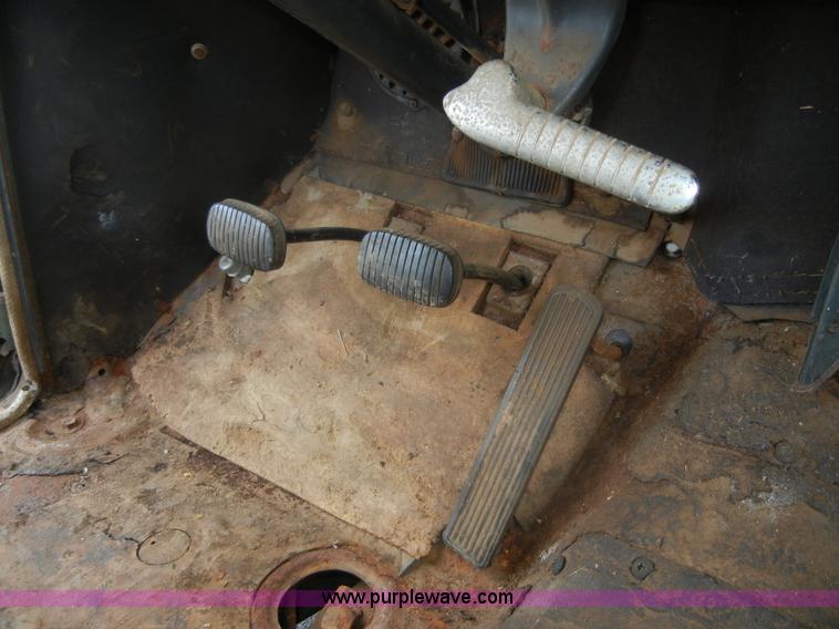 image for item F9268 1951 Chevrolet two door sedan