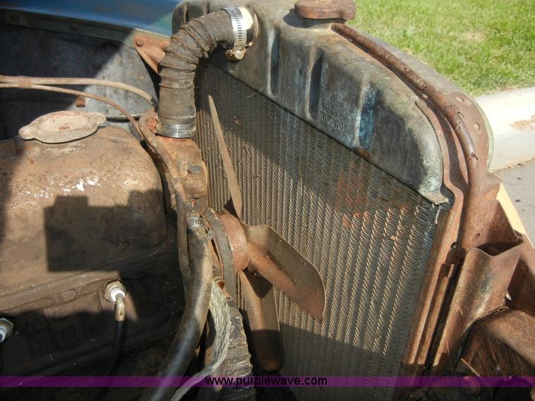 image for item F9268 1951 Chevrolet two door sedan