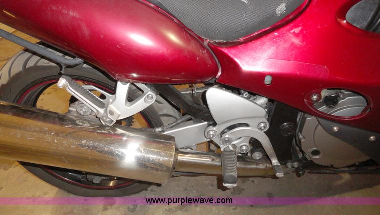 image for item F9417 2006 Suzuki Katana 750 motorcycle