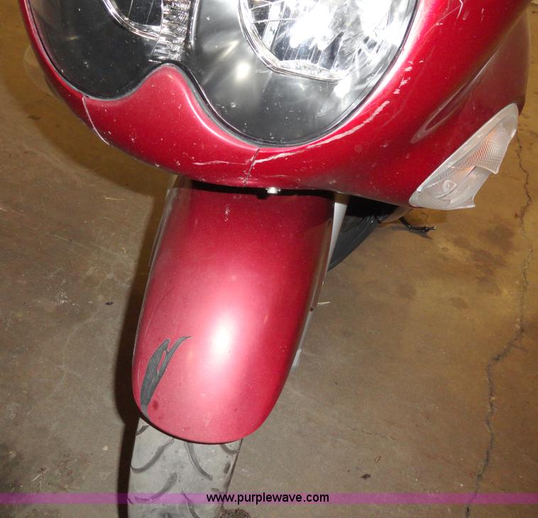 image for item F9417 2006 Suzuki Katana 750 motorcycle