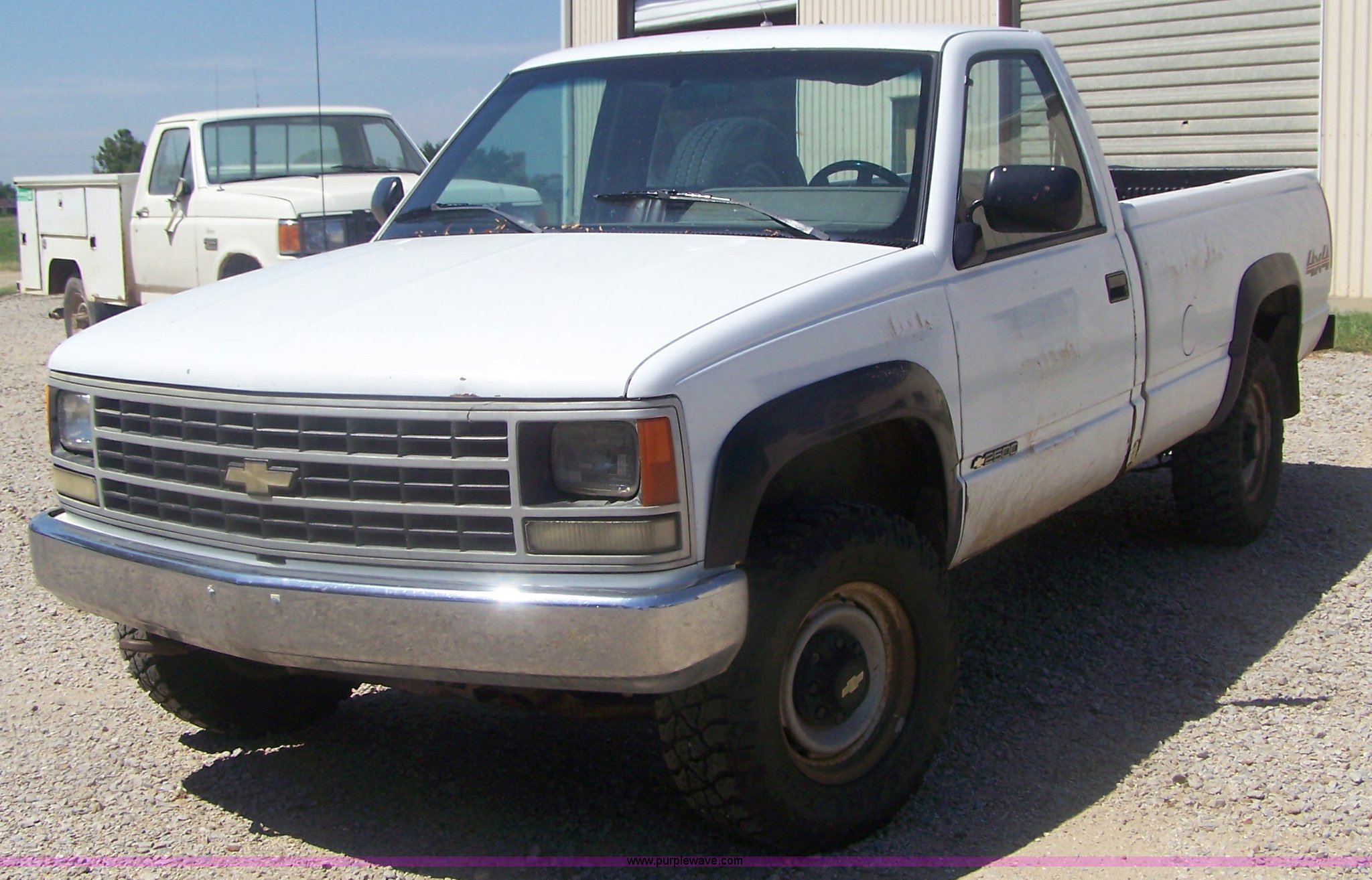 1991 Chevrolet K2500 pickup truck in Beloit, KS Item D8512 sold Purple Wave