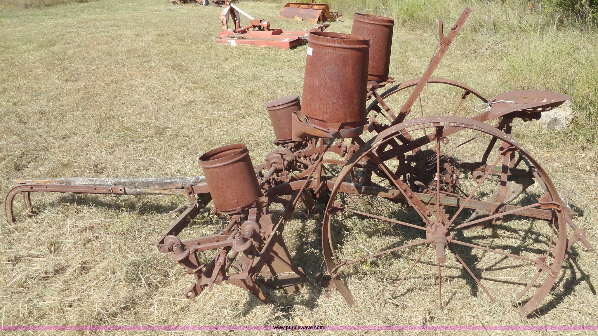 John Deere horse drawn planter in Berryton, KS Item F9394 sold Purple Wave
