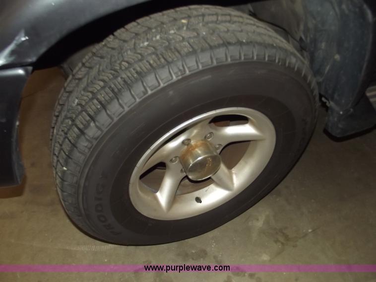 image for item A2277 1997 Toyota 4Runner Limited SUV