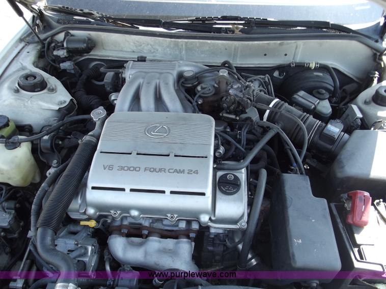 image for item A2282 1995 Lexus ES300