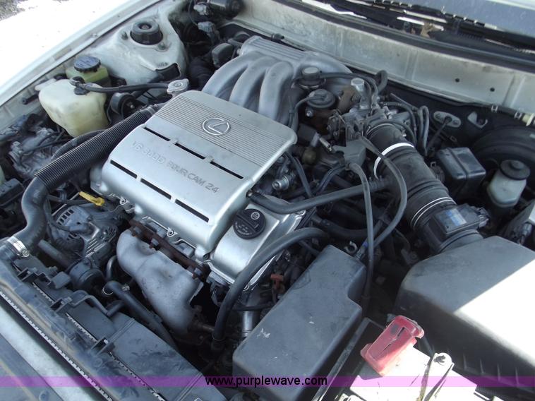 image for item A2282 1995 Lexus ES300