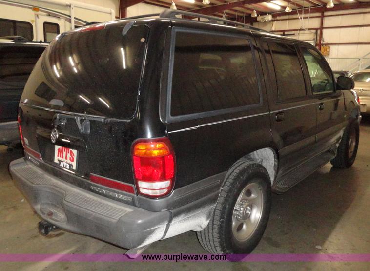 image for item A3193 2001 Mercury Mountaineer SUV