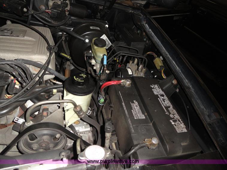 image for item A3193 2001 Mercury Mountaineer SUV