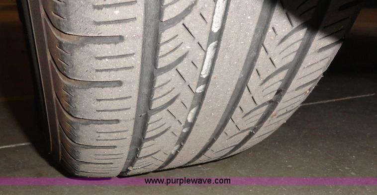 image for item A3195 2009 Chrysler Sebring LX