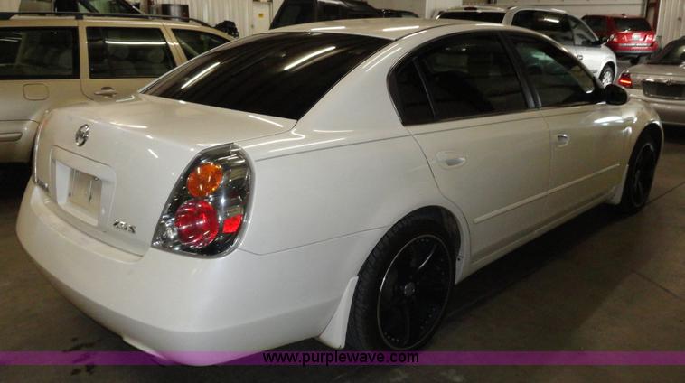 image for item A3197 2003 Nissan Altima S