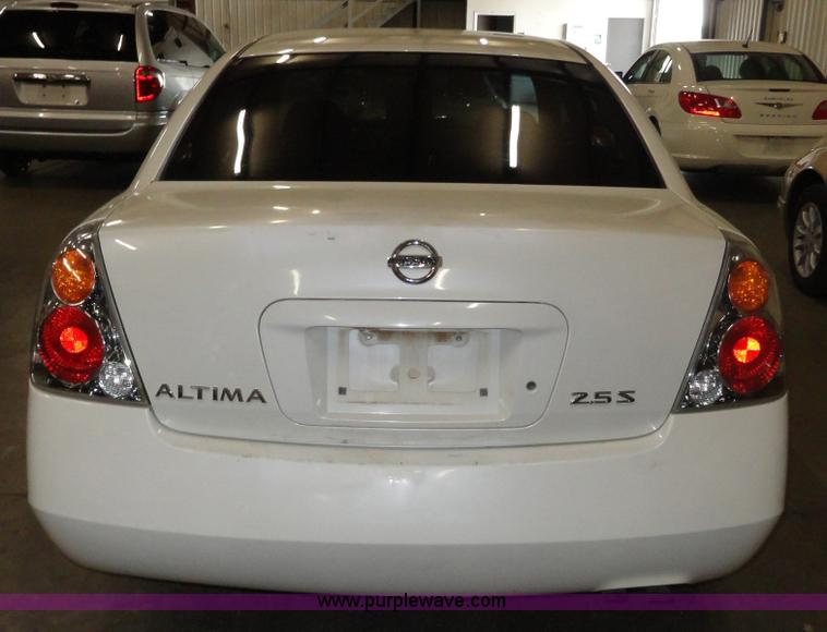 image for item A3197 2003 Nissan Altima S