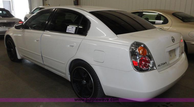 image for item A3197 2003 Nissan Altima S