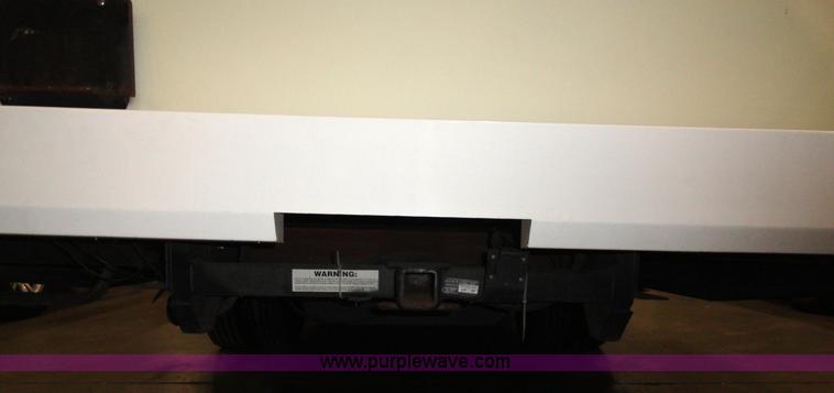 image for item A3198 2002 Workhorse P30 Fleetwood Flair RV