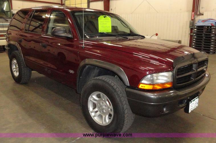 image for item A3199 2002 Dodge Durango SXT SUV