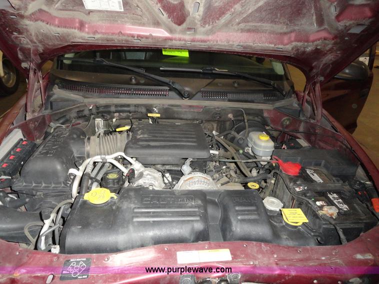 image for item A3199 2002 Dodge Durango SXT SUV