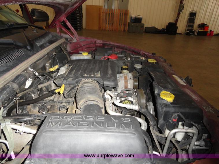 image for item A3199 2002 Dodge Durango SXT SUV