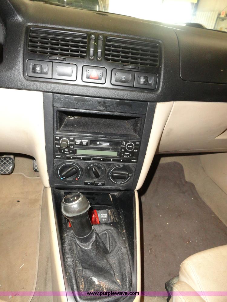 image for item A3200 2001 Volkswagen Jetta GLS