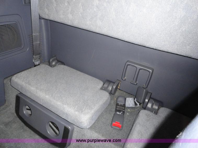 image for item A3203 2000 Toyota Tacoma Prerunner SR5 extended cab pickup truck