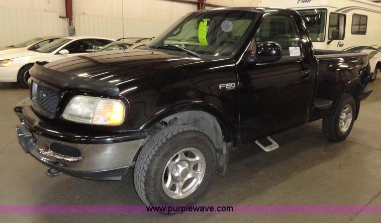 image for item A3204 1998 Ford F150 XLT step side pickup truck