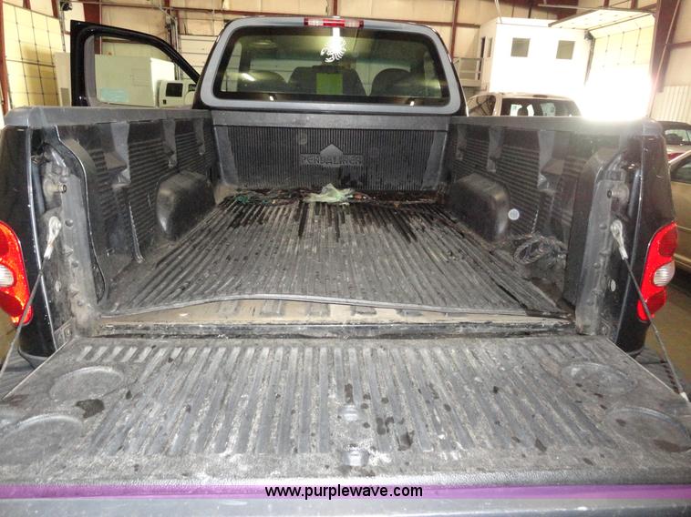 image for item A3204 1998 Ford F150 XLT step side pickup truck